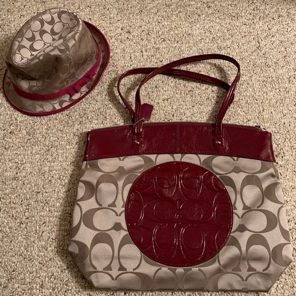 COACH Tote Bag/Bucket Hat Bundle - Picture 1 of 7